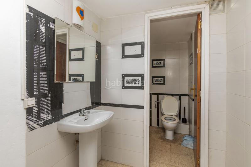 Foto d295048d-2e33-494f-af4c-cf904a1e0255. Location local commercial dans El Clot Barcelona