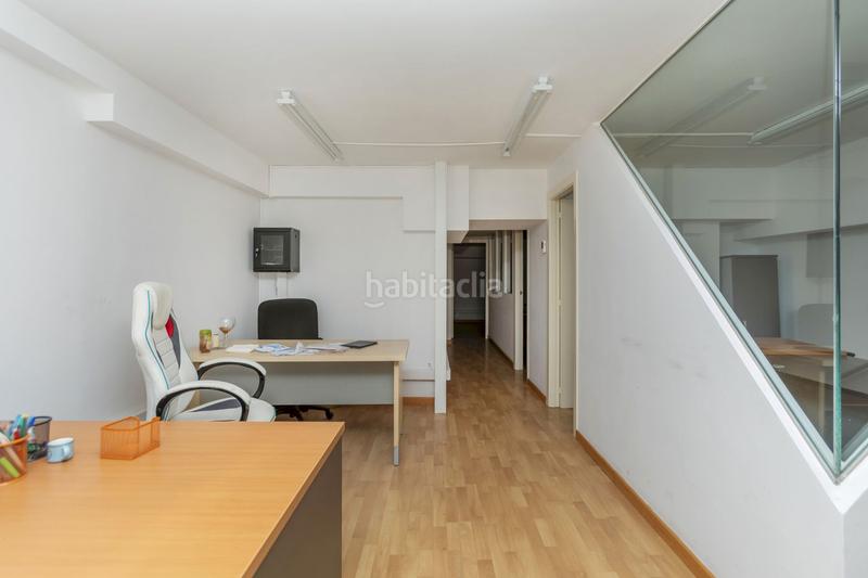 Foto 8190c37b-1335-4593-bb4f-5d0681a6ac1b. Miete geschäftsraum in El Clot Barcelona