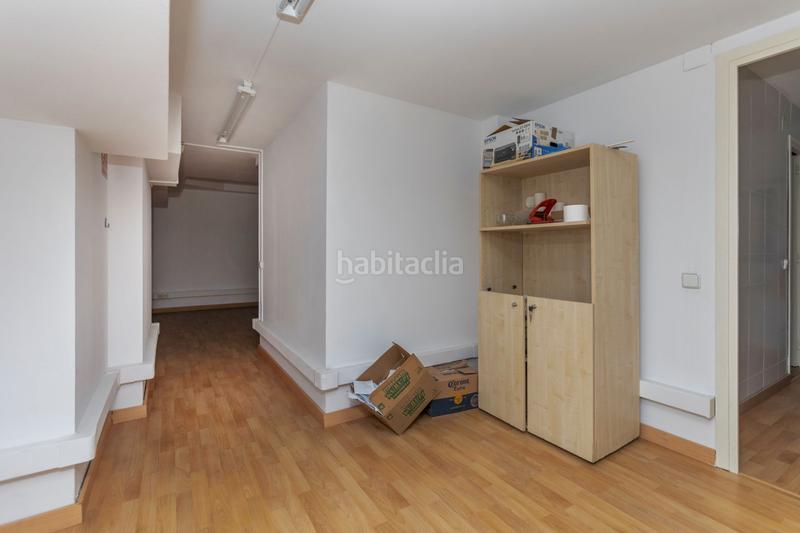 Foto 25ff8022-dfd4-4682-851a-def5343b5431. Alquiler local comercial en El Clot Barcelona