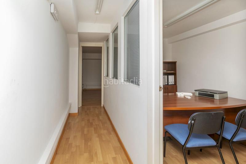 Foto 02a46803-0abd-4928-a464-0a8bb2e53058. Location local commercial dans El Clot Barcelona