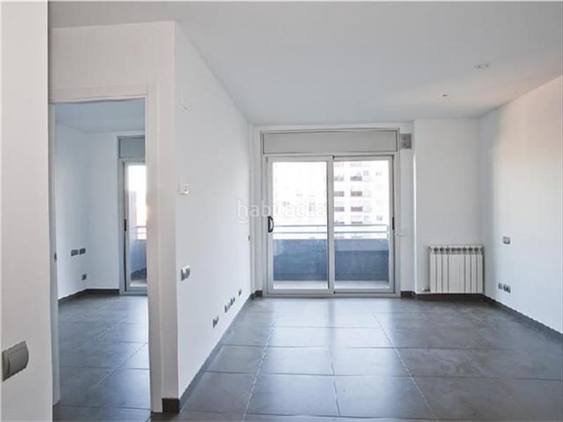 Foto 36bf5e9d-c57e-4933-a453-11b4af1e97b3. Location appartement avec chauffage parking dans Provençals del Poblenou Barcelona