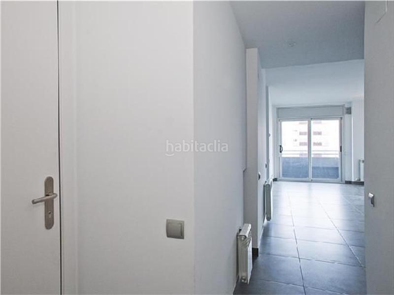 Foto f2e949ae-6fd5-40d0-bd29-f3e093439dc2. Location appartement avec chauffage parking dans Provençals del Poblenou Barcelona