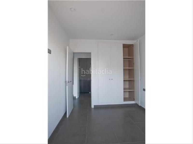 Foto 268ac65f-9d75-4251-8885-83d30da1e20f. Rent flat with heating parking in Provençals del Poblenou Barcelona