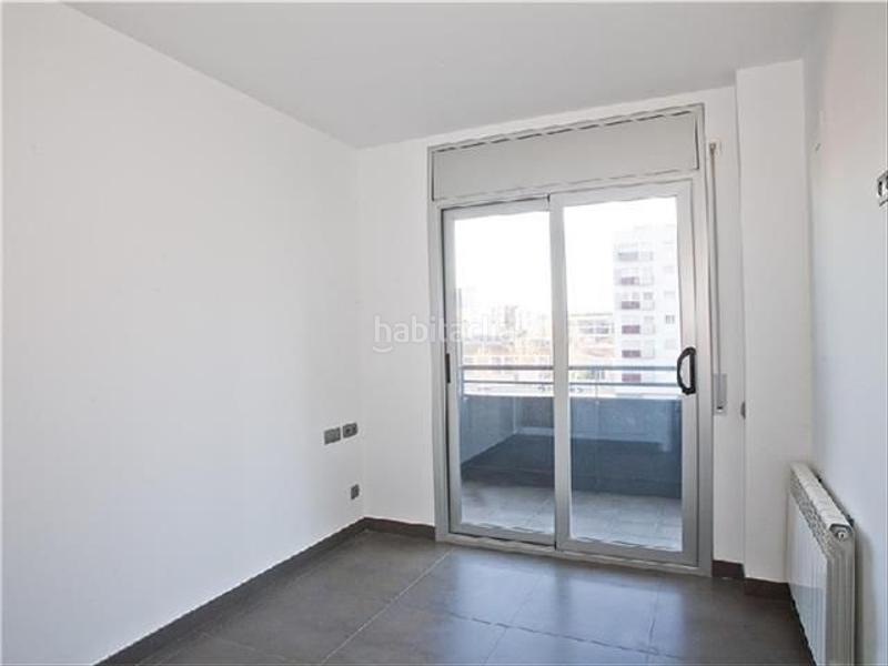 Foto 4414d5ca-297e-4362-93f5-953826a71af4. Alquiler piso en Provençals del Poblenou Barcelona