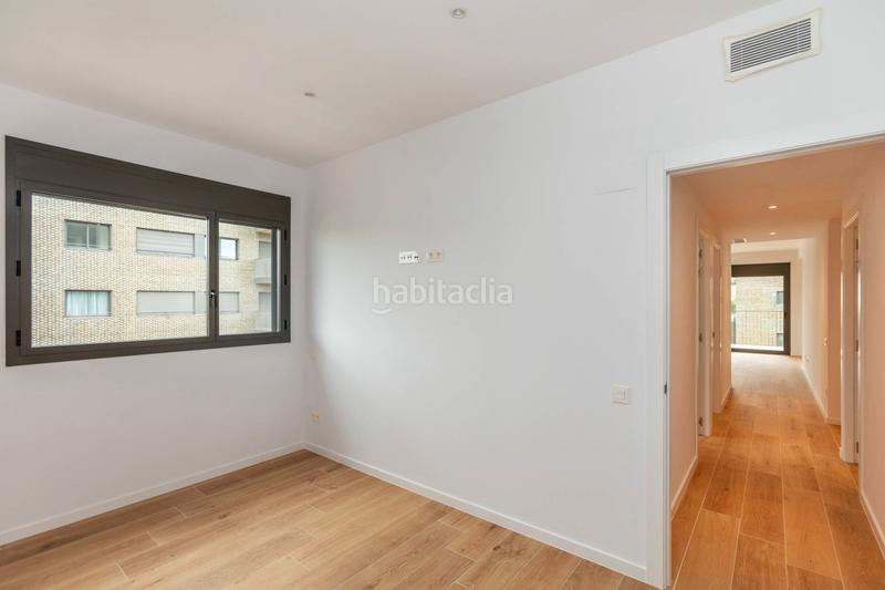 Foto 4ca6ea61-e9e2-463b-8061-762cc2521673. Location appartement avec piscine dans Finestrelles Esplugues de Llobregat