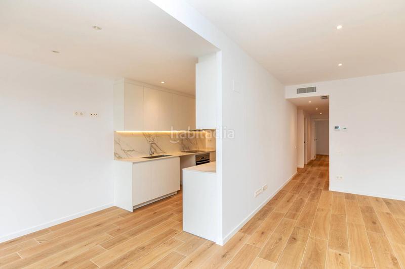 Foto 2545a2c5-0a11-4a05-bc04-ff2718556307. Rent flat with pool in Finestrelles Esplugues de Llobregat