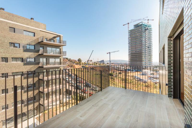 Foto 95e04d21-50eb-4fee-bcf2-4058c4f0a56d. Affitto appartamento con piscina in Finestrelles Esplugues de Llobregat