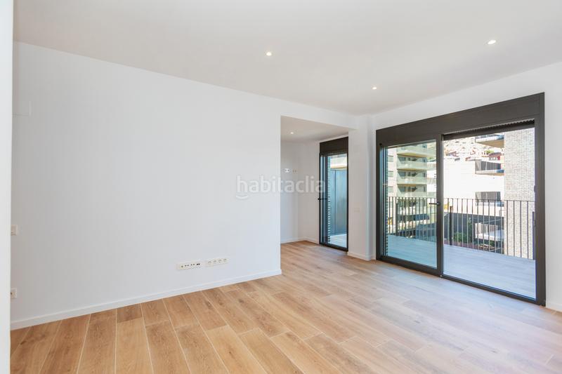 Foto 254cbd8a-c56b-4562-9b70-b54dc9783495. Location appartement avec piscine dans Finestrelles Esplugues de Llobregat