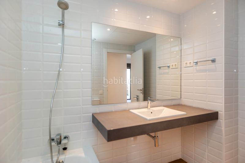 Foto 7bb641f7-5ac4-4aa4-bbcb-fe836c6049d4. Location appartement avec piscine dans Finestrelles Esplugues de Llobregat