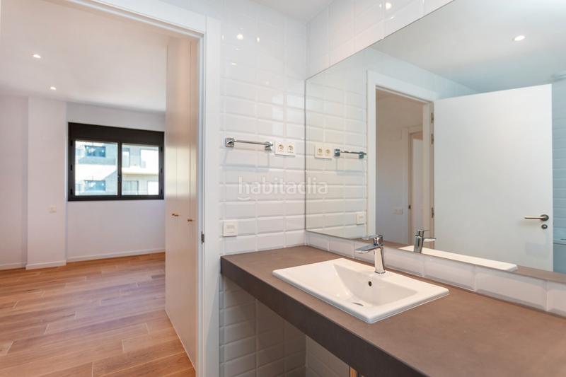 Foto d4a3563c-6348-4531-a5e3-88d7bc60cc14. Miete etagenwohnung mit pool in Finestrelles Esplugues de Llobregat