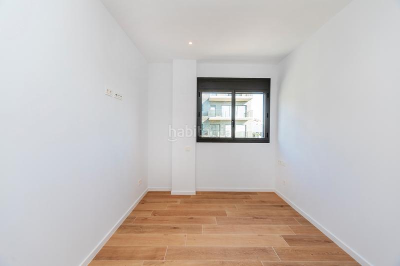 Foto 9572f97f-9358-40d2-bd7c-1fb12199f3d2. Alquiler piso en Finestrelles Esplugues de Llobregat