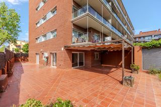 Lloguer Planta baixa  Passeig de domènech i montaner