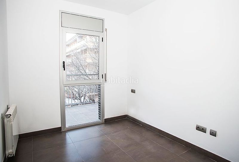 Foto 2f4a458a-6476-4920-bf37-f59ce2d37d7e. Rent flat with heating parking pool in Torreblanca Sant Cugat del Vallès