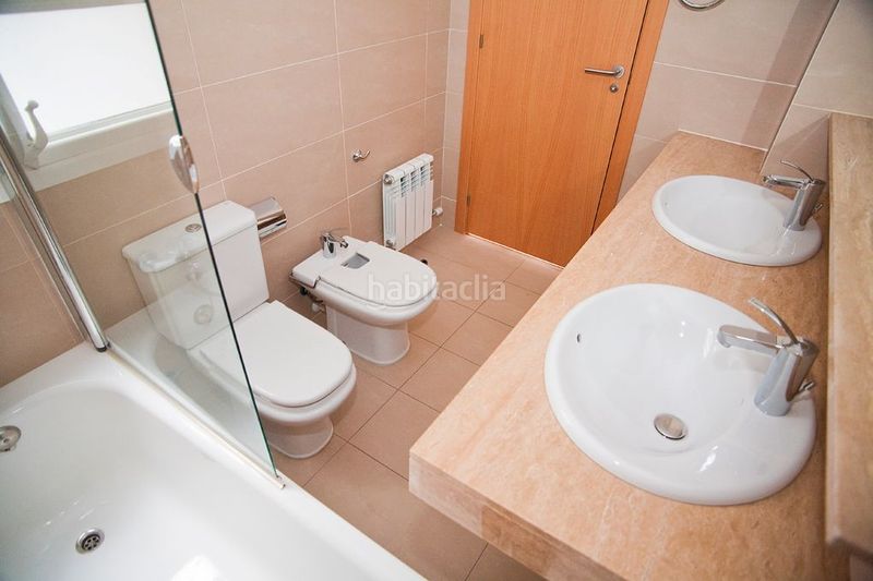 Foto 7c8f3487-20f2-4969-9624-fde28e484479. Rent flat with heating parking pool in Torreblanca Sant Cugat del Vallès