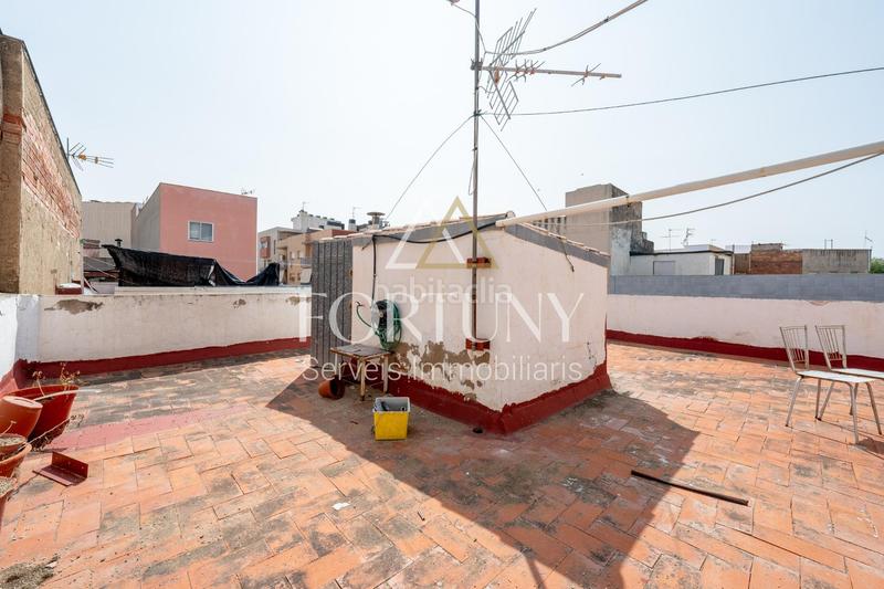 Foto c1113b0b-3c9e-4ad5-9639-42152442d68f. Maison jumelée dans vint-i-sis 41 dans Bonavista Tarragona