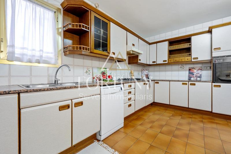 Foto 00aa9c77-1bd1-40cd-91fe-abf43c00edb6. Piso en calle antoni gaudi 64 excelente vivienda en cantoni gaudi en Reus