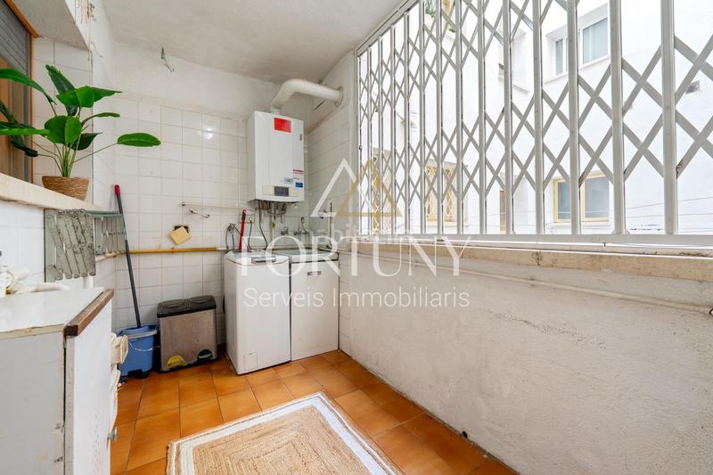 Foto c27aa71b-2b17-420c-81a7-723beb1a3191. Piso en calle antoni gaudi 64 excelente vivienda en cantoni gaudi en Reus