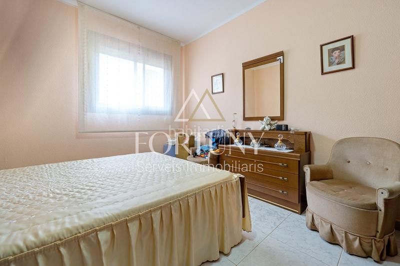 Foto 09cb3013-be3e-45c7-9eea-75263d8aaf63. Piso en calle vila-seca 3 piso en venta en calle vilaseca, . en Reus