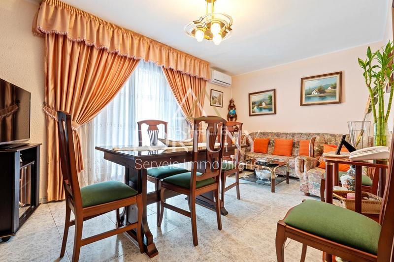 Foto 398e5ee1-9e5a-476a-aa07-5a5e71ab6d31. Piso en calle vila-seca 3 piso en venta en calle vilaseca, . en Reus