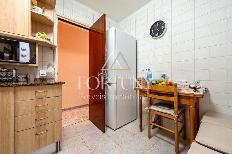Foto 889f8340-691b-404d-81d9-b53679ed85cf. Piso en calle vila-seca 3 piso en venta en calle vilaseca, . en Reus