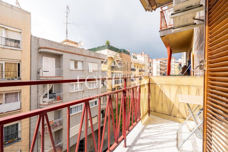 Foto b2c2a39b-2869-42b1-ae23-62b2ddb8b919. Piso en calle vila-seca 3 piso en venta en calle vilaseca, . en Reus