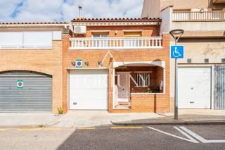 Casa a Mas de bofarull 20. Casa en venta en mas borfarull, reus.