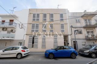 Flat in Calle poetes bertran dels 20. Piso en venta en calle poetes bertran, la canonja.