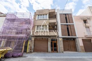 Maison jumelée  Raval. Casa en venta en calle raval, la canonja