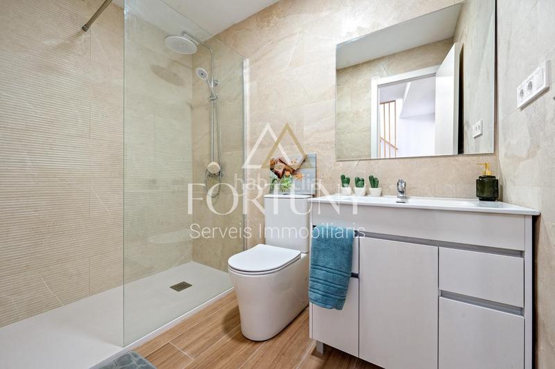 Foto 1ae4378a-f854-4b41-9e84-8581fd1c33f3. Casa  en venta en calle carnisseria, en Almoster