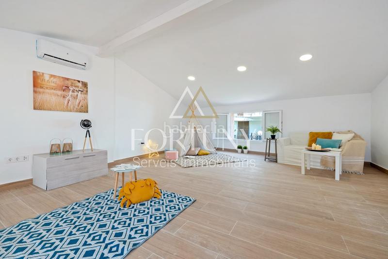 Foto 76789436-c881-45e5-94ff-560d3d5dae7d. Casa  en venta en calle carnisseria, en Almoster