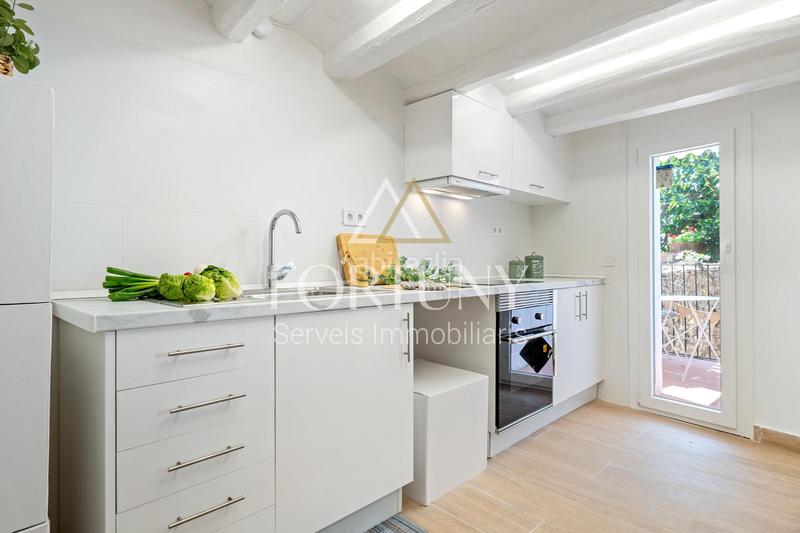 Foto 78f088c9-9546-4bd9-8421-1a49a7c9055c. Casa  en venta en calle carnisseria, en Almoster