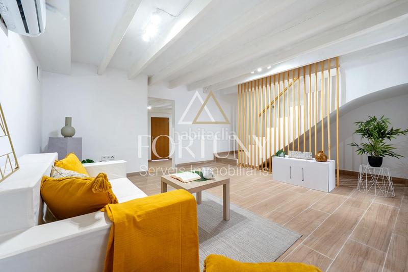 Foto f4e05149-d365-4452-8afb-9ee7bccc2072. Casa  en venta en calle carnisseria, en Almoster