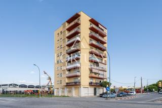 Pis a Avenida pineda de la 44. Piso en venta av la pineda, la canonja.