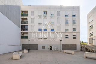 Pis  Carrer falset 4. Piso en venta calle falset, constanti.