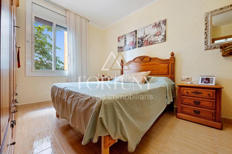 Foto 0cb31853-bffb-4a6a-9c79-4f35dd42bfd9. Appartement dans calle gral moragues 97 dans Mestral Reus