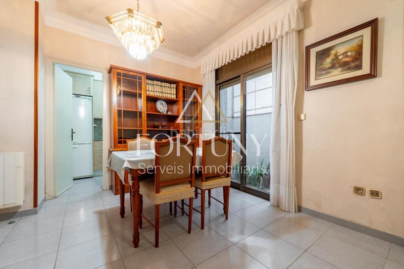 Foto 15f77982-06b2-4504-8840-15f2dad138f3. Pis a santes cReus 54 a Centre Reus