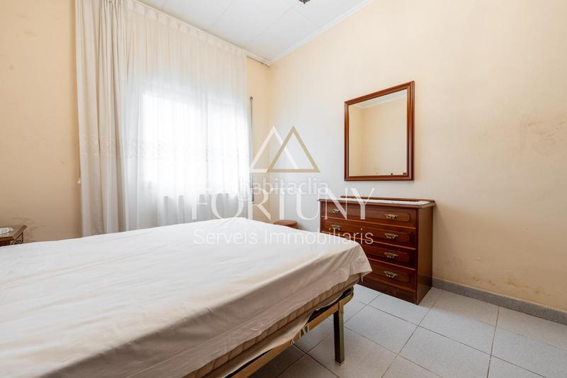 Foto 83cb0bea-48cc-4abe-af46-e23932539933. Pis a santes cReus 54 a Centre Reus