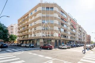 Etagenwohnung  Calle mare molas 36. Piso en venta en calle mare molas, reus.