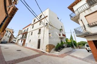 Reihenhaus  Sta ursula 16. Cada adosada en venta calle santa úrsula, el milà.