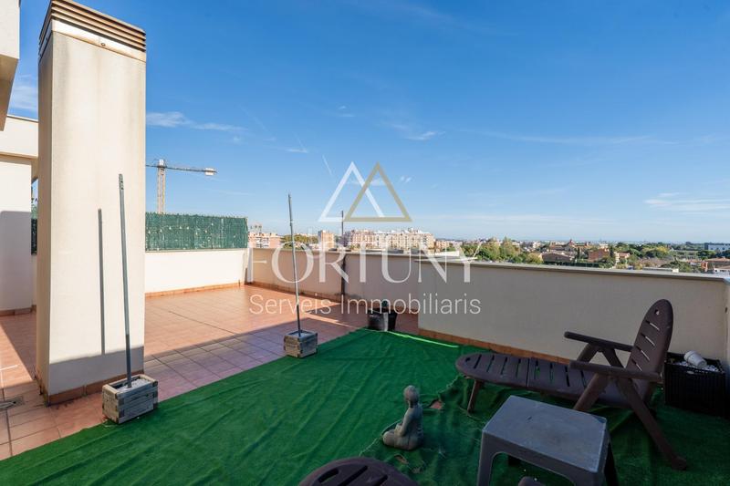 Foto 71bc2025-186b-4a7f-b508-a3e006153bc7. Àtic a carrer bernat metge 17 a Ponent Reus