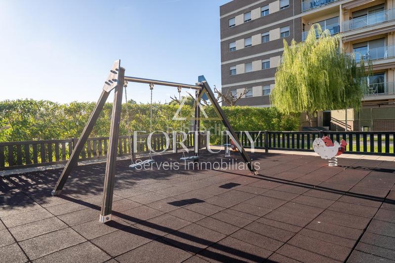 Foto 88ba6965-75a4-42c5-9450-6c7e9a72609d. Àtic a carrer bernat metge 17 a Ponent Reus