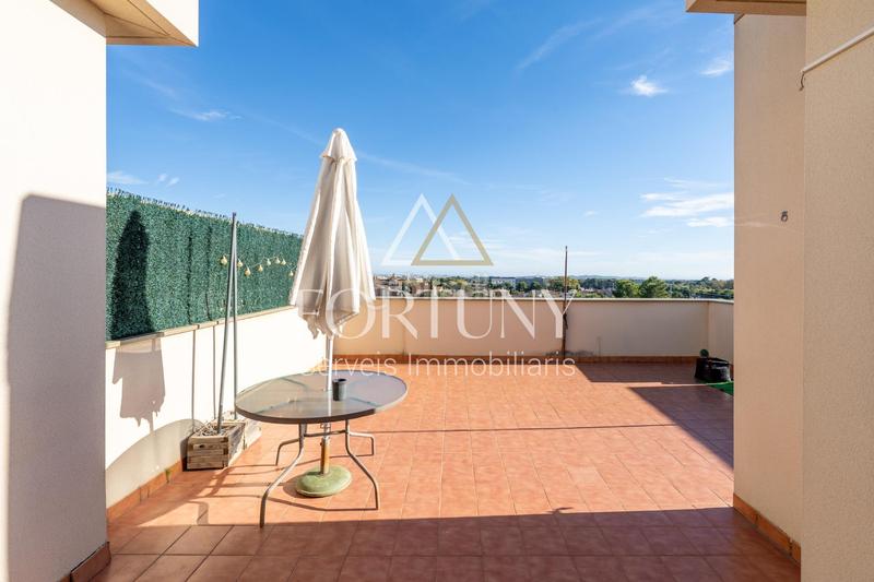 Foto a746e677-8ae5-4410-9034-59ef44add779. Àtic a carrer bernat metge 17 a Ponent Reus