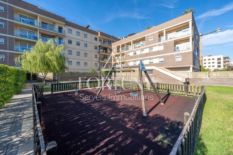 Foto f4a9daef-1798-4bc3-ab44-c8f2d398181a. Àtic a carrer bernat metge 17 a Ponent Reus