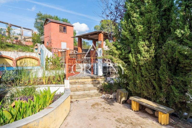 Foto 1584d95d-9d25-41cd-9aed-0b029ef17314. Residential plot in Vallmoll