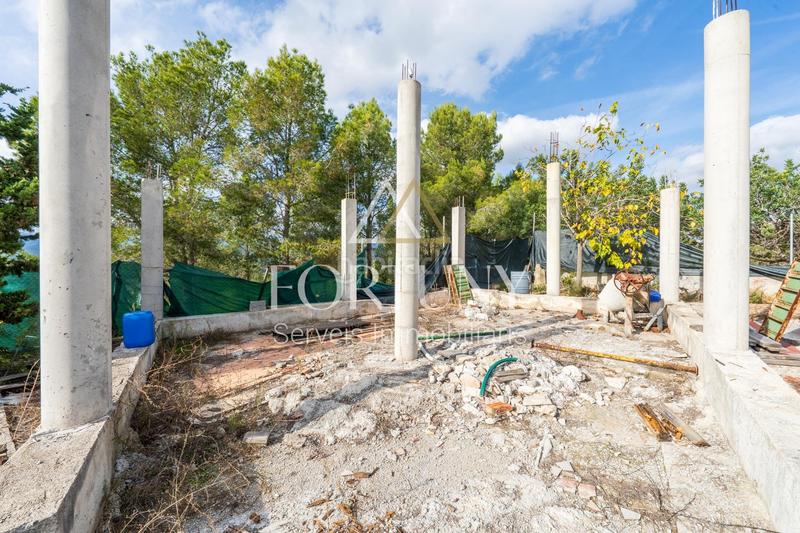 Foto d98c60fa-b013-44e5-b458-e57328a93881. Residential plot in Vallmoll