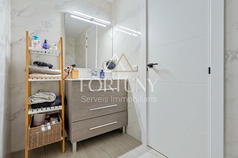 Foto c4e4cc20-72c1-47a5-955e-01736338a9b9. Piso  en venta en camí aigua nova en Llevant Reus