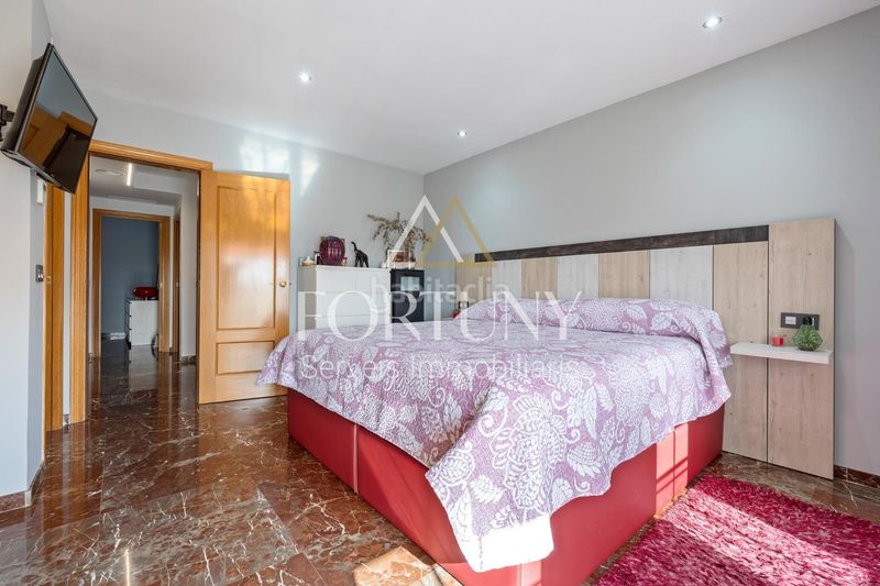 Foto c6a88ce3-7215-432f-9b45-0f5d1abeb502. Casa adossada amb aparcament a Migjorn Reus