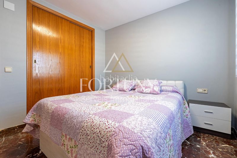 Foto cc8783bd-90fb-4b12-974e-09fb48fddb96. Casa adossada amb aparcament a Migjorn Reus