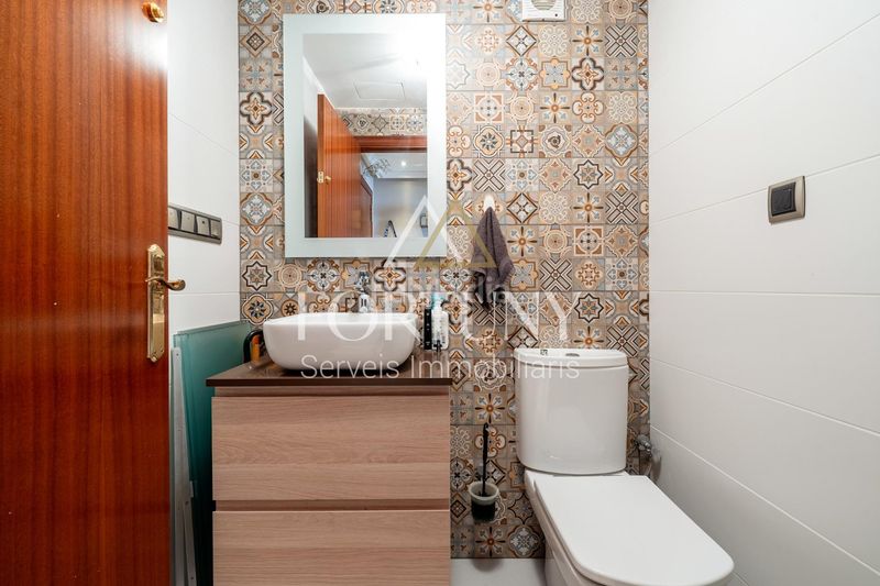 Foto 1c28dec4-5dd0-42b4-9e16-ec29e662d4d0. Pis amb aparcament a Mestral Reus