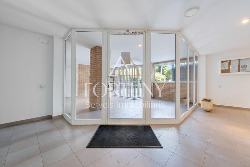 Foto 25102a41-3902-4d8e-84eb-0113a9a8ff9f. Pis amb aparcament a Mestral Reus